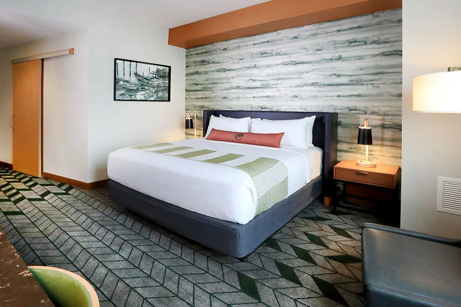 EQC Hotel 900 king guest room